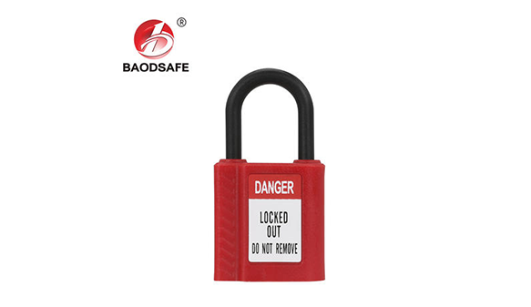 Where can a safety lockout be applied?